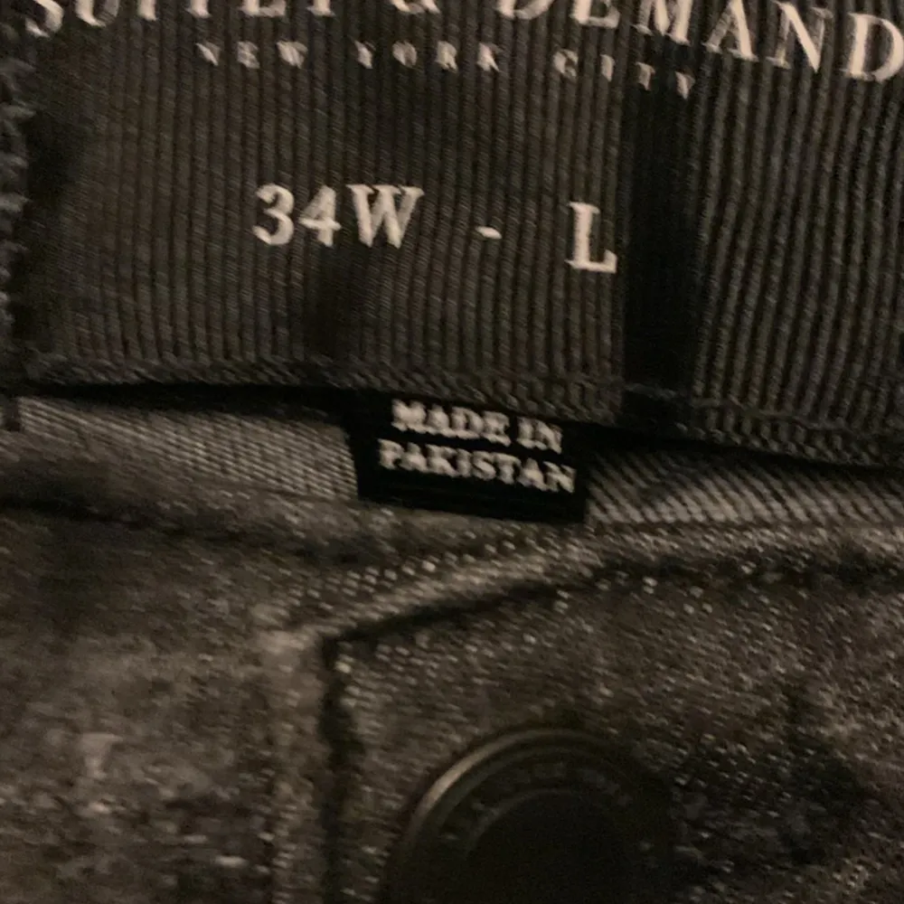 Helt nya jeans Storlek 34W-34L. Farkut & Housut.
