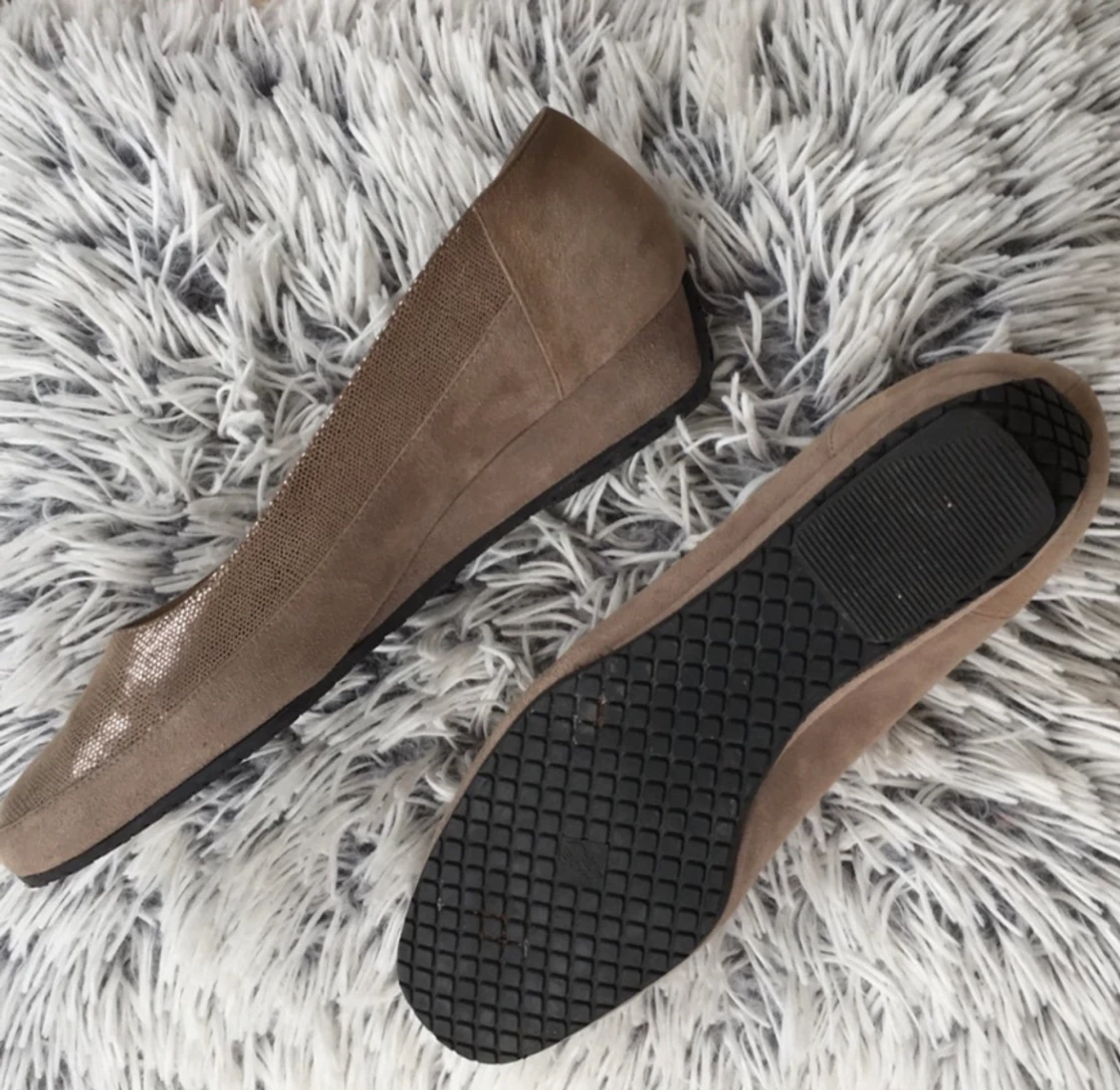 Italienska skor i mocka/läder, storlek 39 - 90