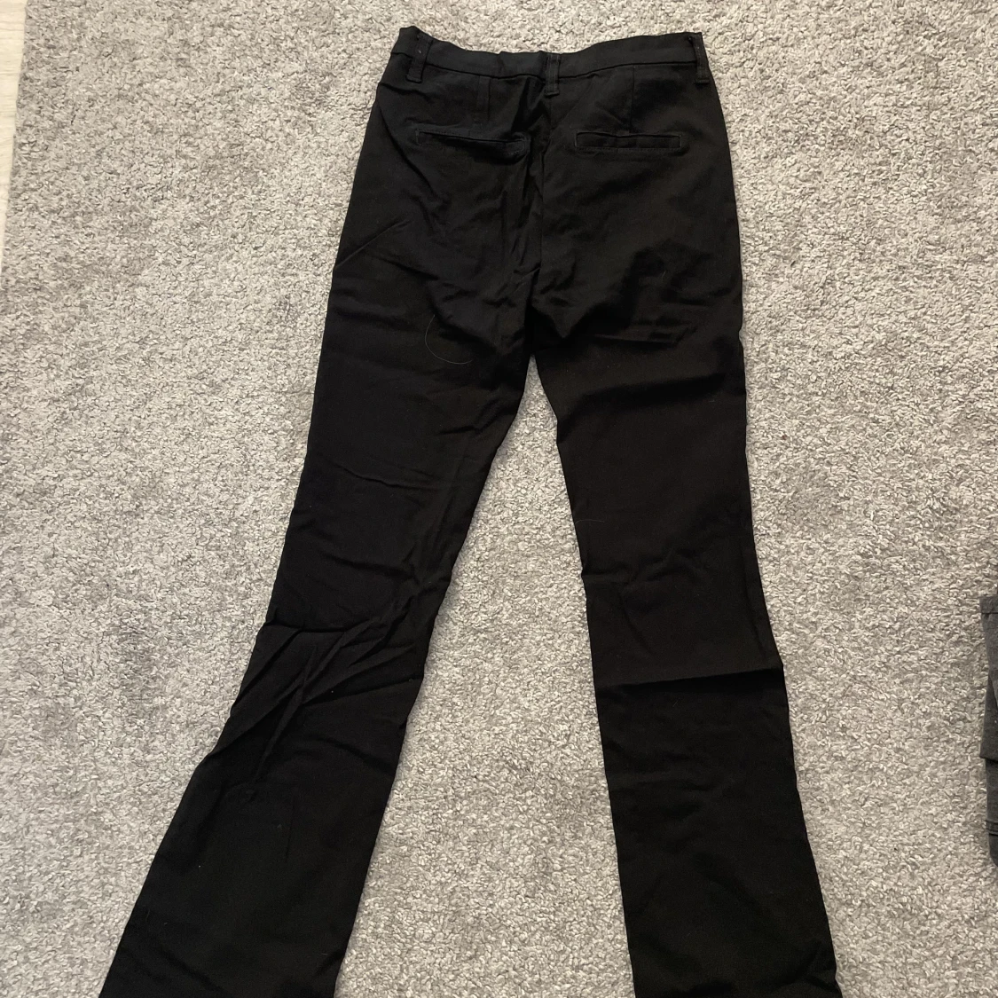 Lågmidjade kostymbyxor  - 90