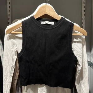croptop  - vanlig basic topp från zara i lite tjockare material 