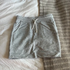 Snygg kjol❤️ - Snygg och bekväm Gant kjol Nästan helt oanvänd❤️