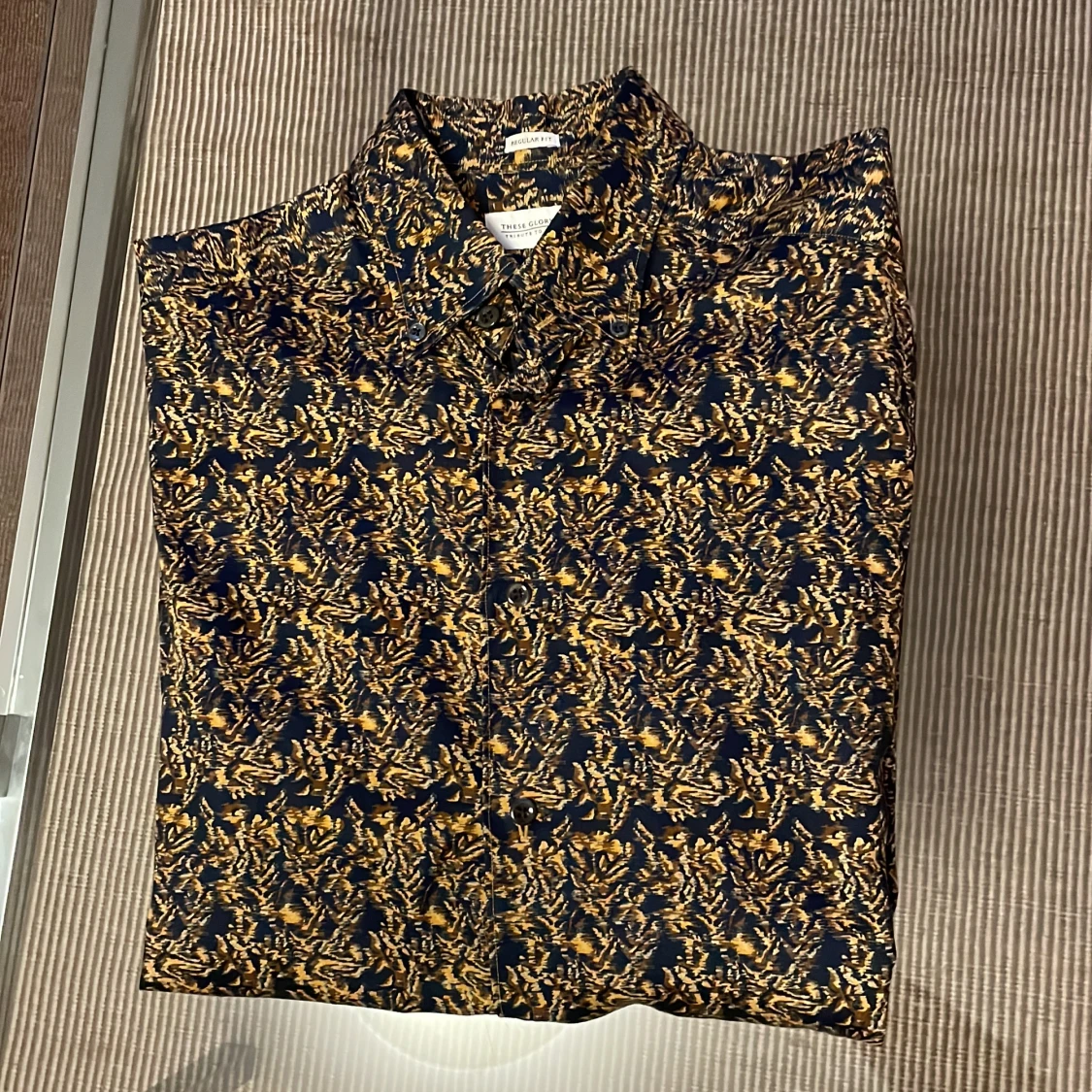 Skjorta med silkeskänsla