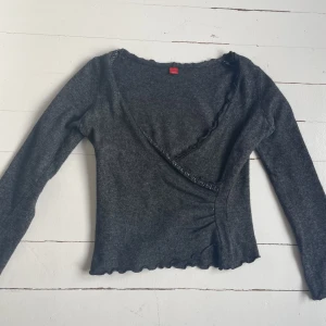 Esprit topp🖤🖤 - Superfin med fina paljetter💖 Passar mig som har storlek S🌞 Köpt på vinted!!!