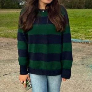 Brandy sweater - TRYCK INTE PÅ KÖP NU säljer denna brandy sweater i bra skick 💓 om ni har några frågor eller vill ha mer bilder kom privat💓