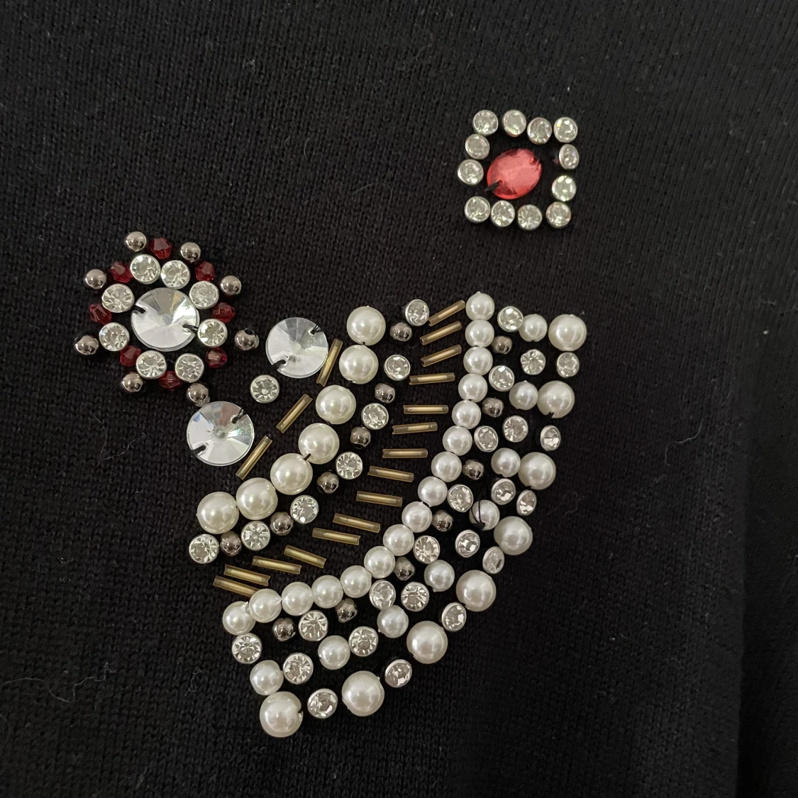 Svart tröja med blingbling - 90