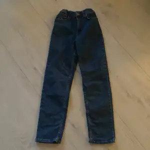Jeans från gekås Ullared, använda 5-10 gånger (EJ FRI FRAKT) 