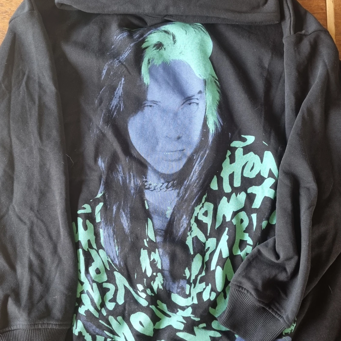 Se hit Billie Eilish fan! - 91