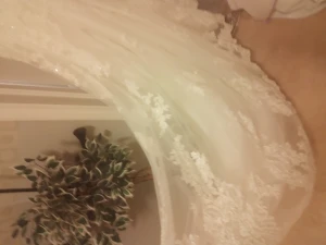 Bröllopsklänning  - Underbart vacker bröllopsklänning helt ny. Stl 38