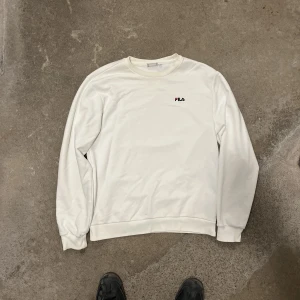 Fila tröja storlek S - Fila tröja storlek S. Bra skick. Passar mig som är 1.78
