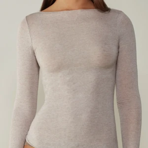 Intimissimi Tröja - Jätte skön intimissimi tröja som jag tyvärr inte använder så ofta som jag hade hoppats på, använd ett par gånger endast 🫶🏼