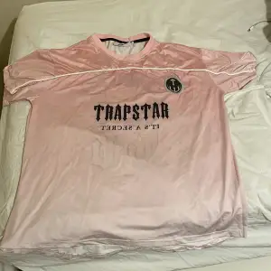 Trapstar fotboll träja ej använt 