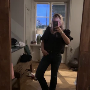 By Malina topp  - Säljer nu min super fina By malina topp i stolek S! Säljer då den ej kommer till användning 🌸den är som ny, använd få tal gånger :) pris går att diskutera 