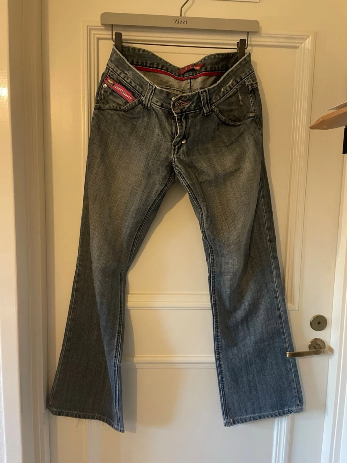 Baggy jeans från Blend med detaljer - 2