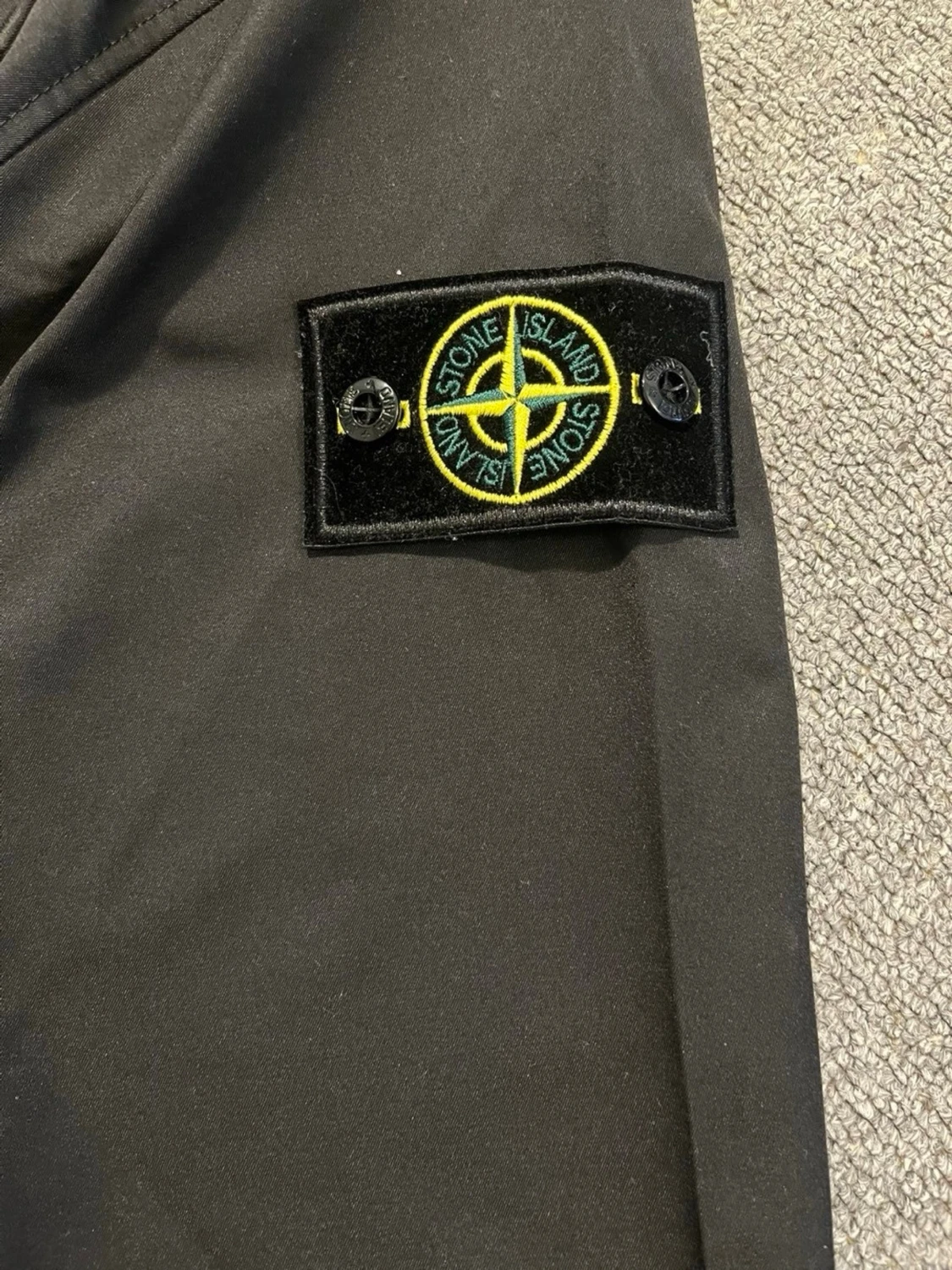 Svart overshirt från Stone Island - 2