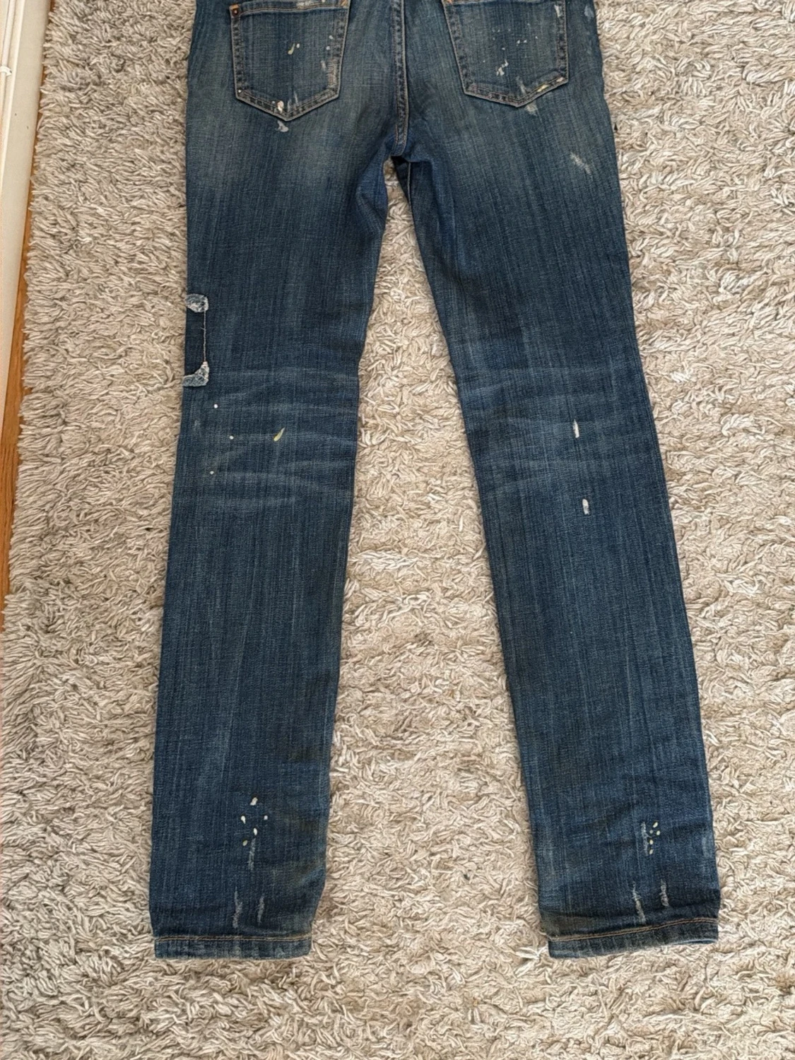 Blå slitna skinny jeans med hål - 1