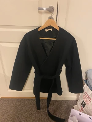 höst jacka från Gina tricot  - Kommer inte till användning🥰