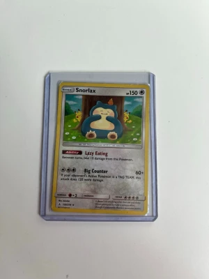 Pokémon kort Snorlax - Säljer mitt snorlax kort med ett värde på ca 800kr men med tanke på skicket så har den ett värde på 500kr 