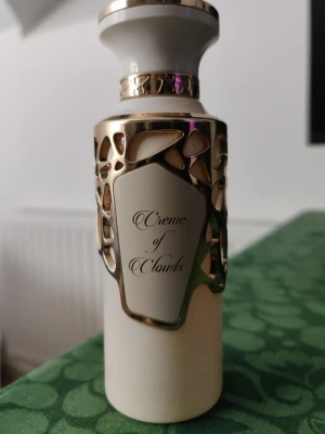 Fragrance World Creme of Clouds - Fragrance World Creme of Clouds, ca 50-60ml kvar av 100ml