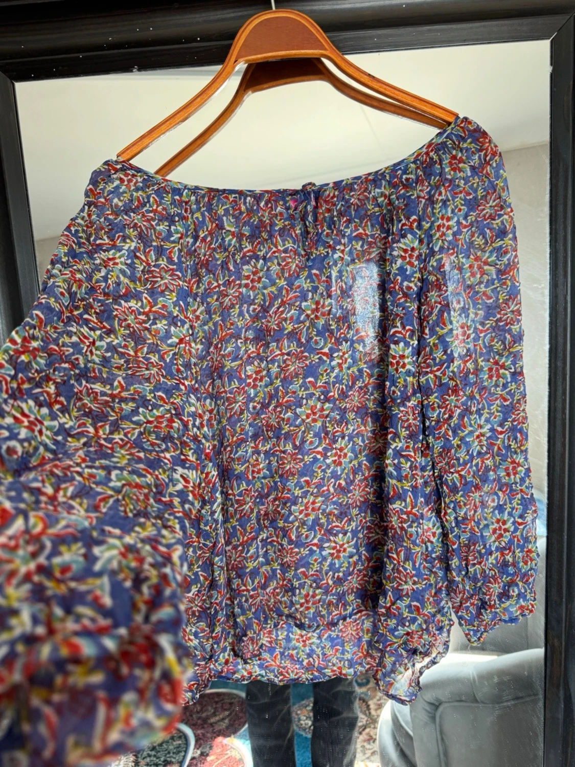 Blommig offshoulder blus i mesh
