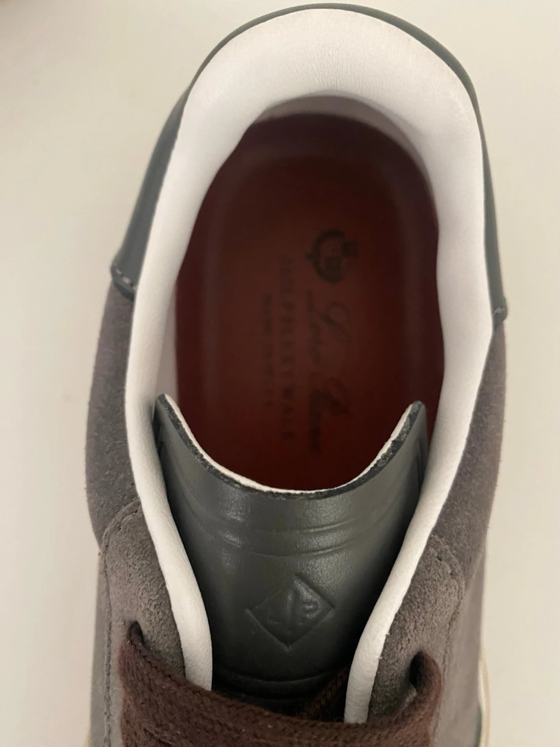 Grå mockasneakers från Loro Piana - 3