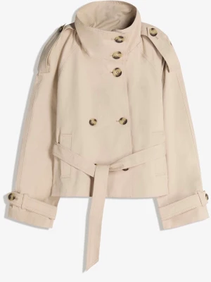 trenchcoat med bälte - Intressekoll på denna populära trenchcoat från bershka! Storlek s!