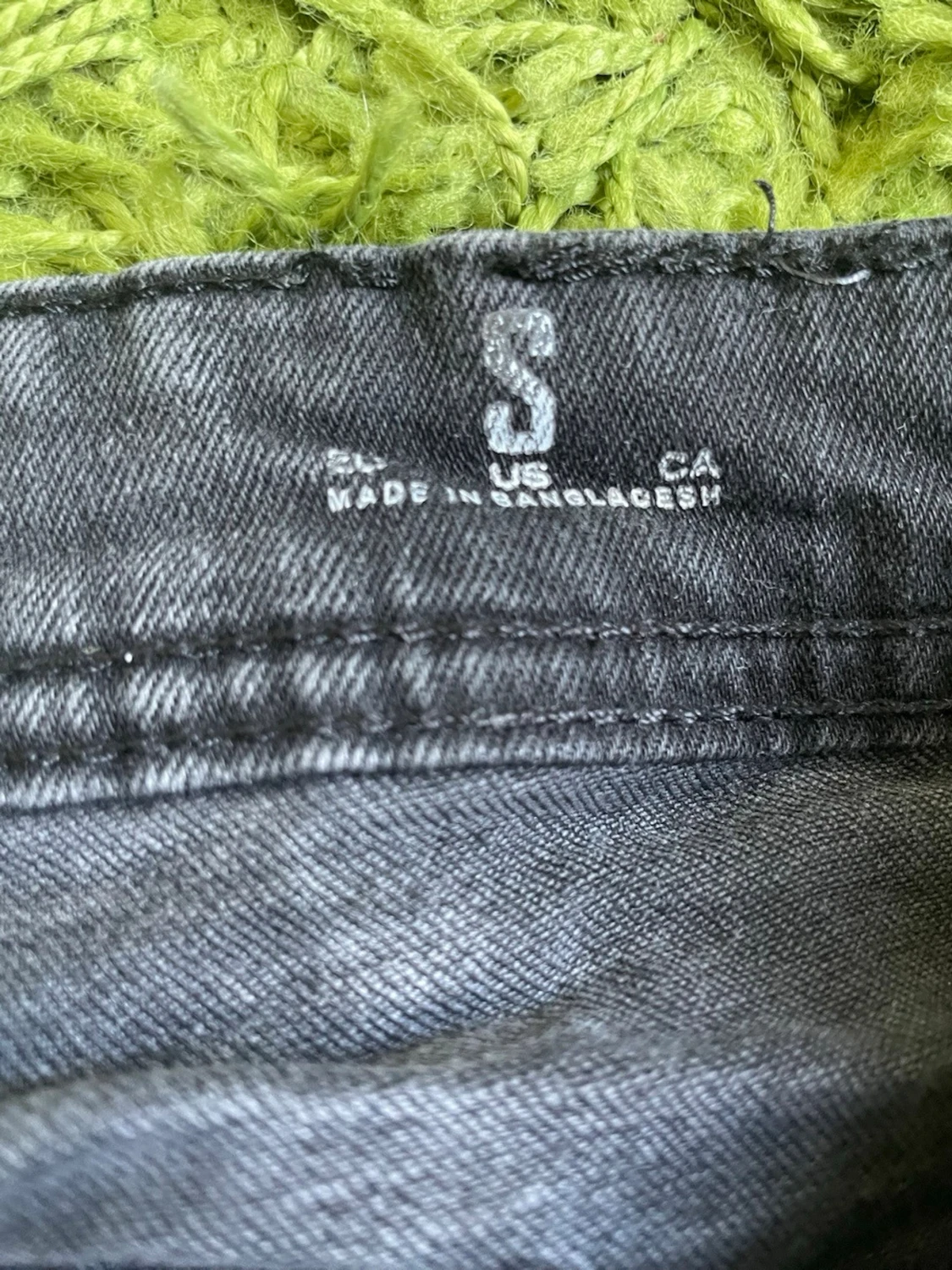 Svarta jeansshorts med fem fickor - 2