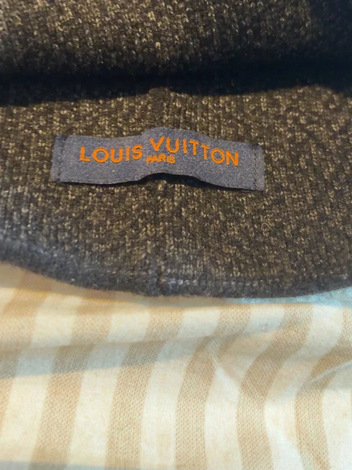 Vuitton - 1