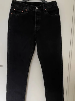 Levi’s 501 jeans svart aldrig använd - Levi’s 501 jeans svart aldrig använd