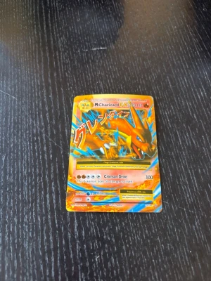 Pokémonkort charizard - Vet ingenting om kortet.