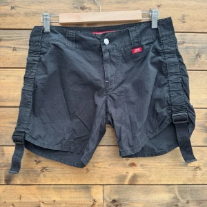 Miss Sixty Cargo-shorts (S) - Mycket gott begagnat skick! 1912