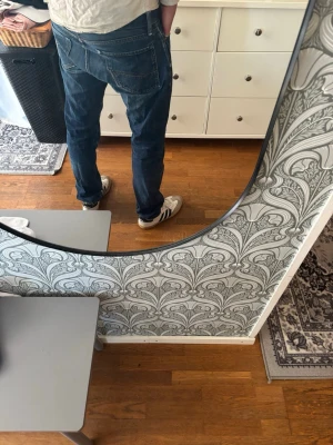 RL Jeans 31/32 - Säljer dessa OG Ralph Lauren jeansen, sparsamt använde, det tvätt och original slitningar. Skriv vid fundering🤝