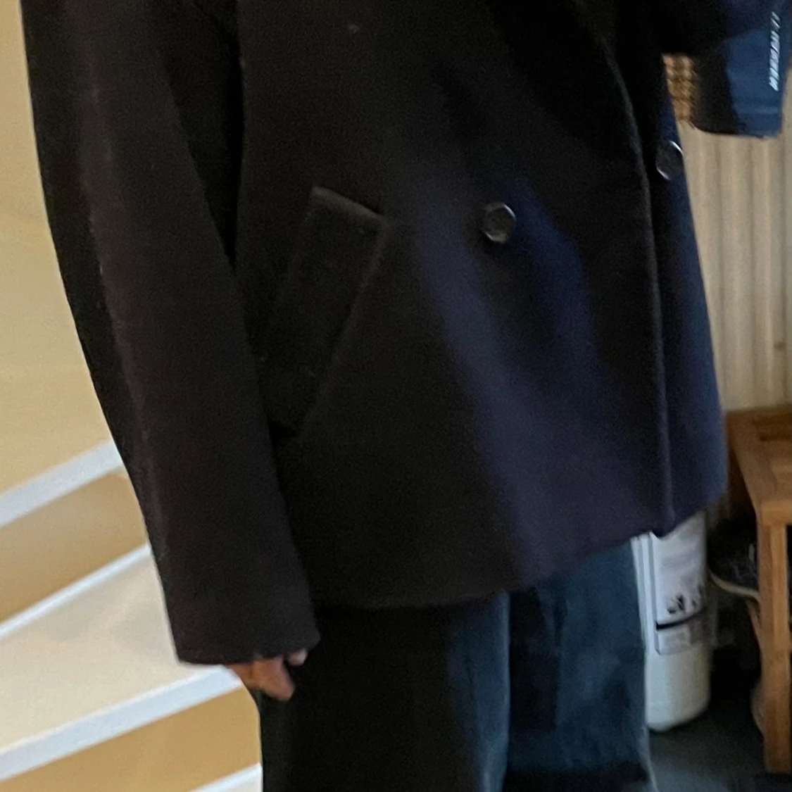 Mörkblå ullkappa från Lindex - 2