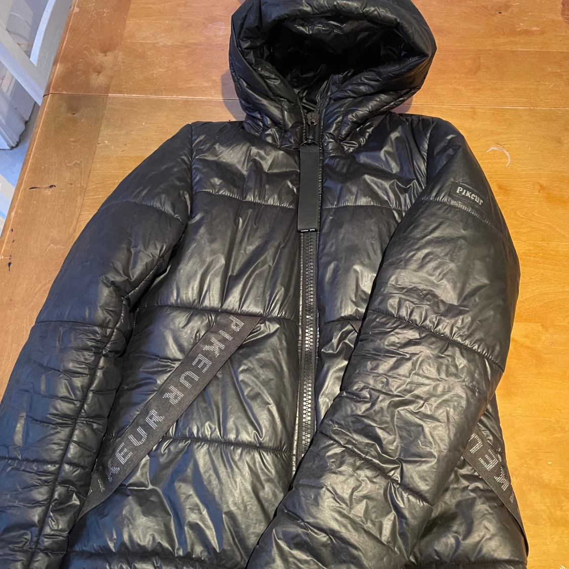 Svart och grön pufferjacka Equestrian Stockholm