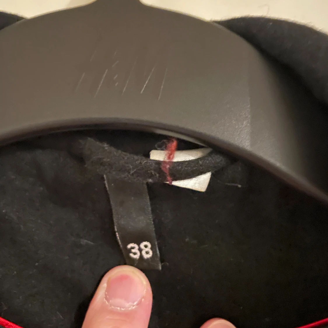 Svart skepparkavaj från DIVIDED - 3