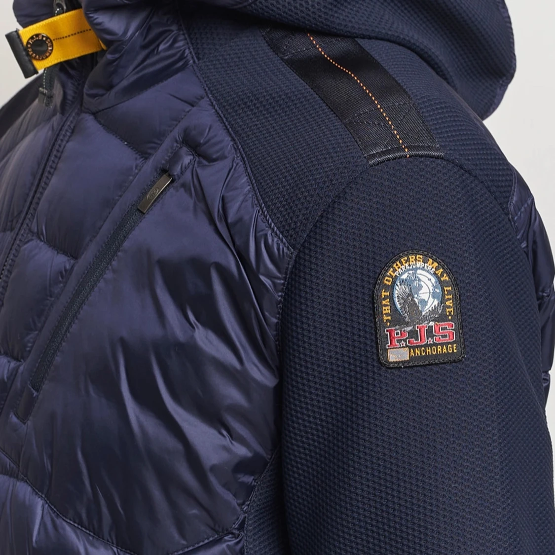 Mörkblå dunjacka från Parajumpers - 2