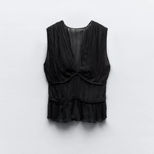 Fest topp  - Säljer denna skit snygga toppen från zara. 