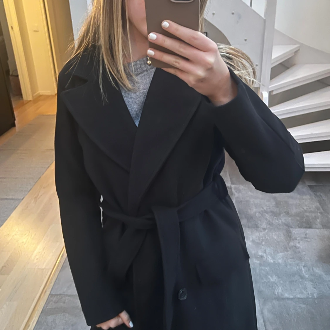 Svart lång kappa - 3