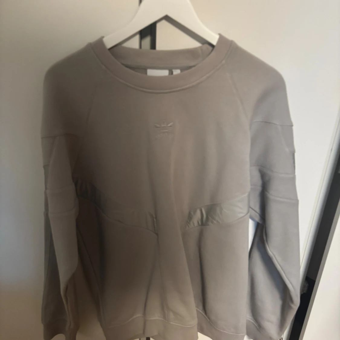  sweatshirt från Adidas