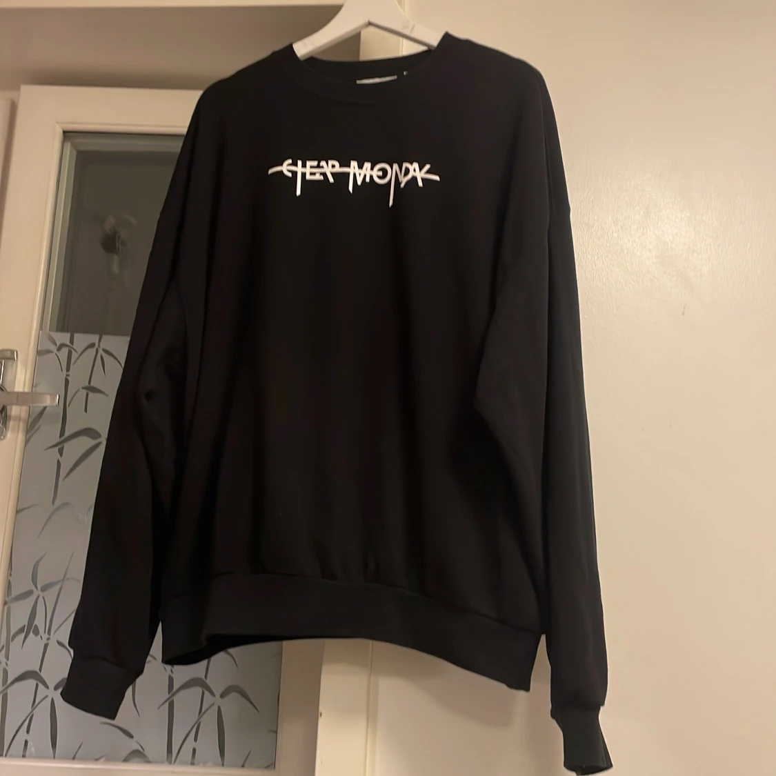 Svart sweatshirt från Cheap Monday - 1