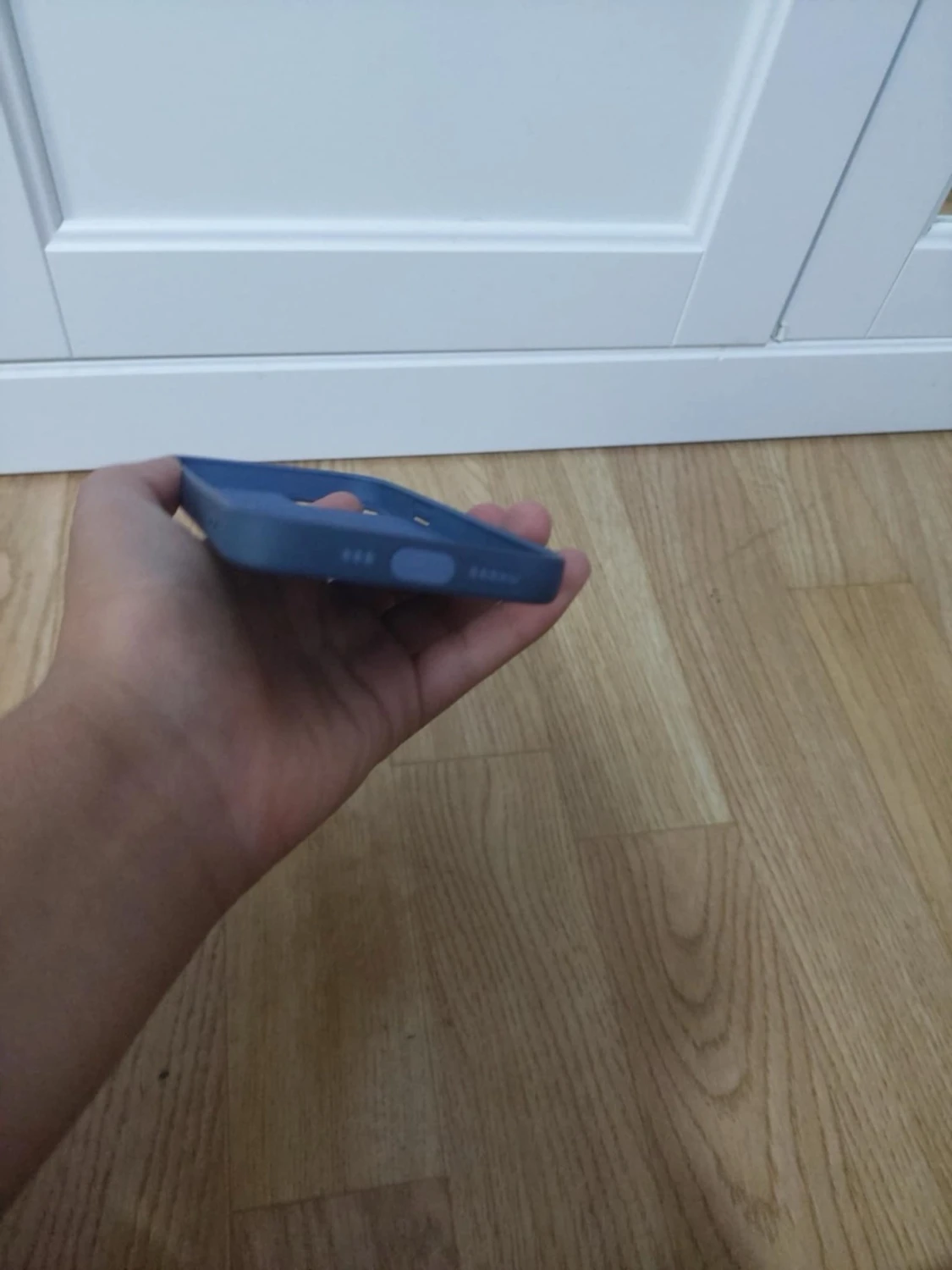 Trendig mobil skal till iPhone 12/12pro - 1