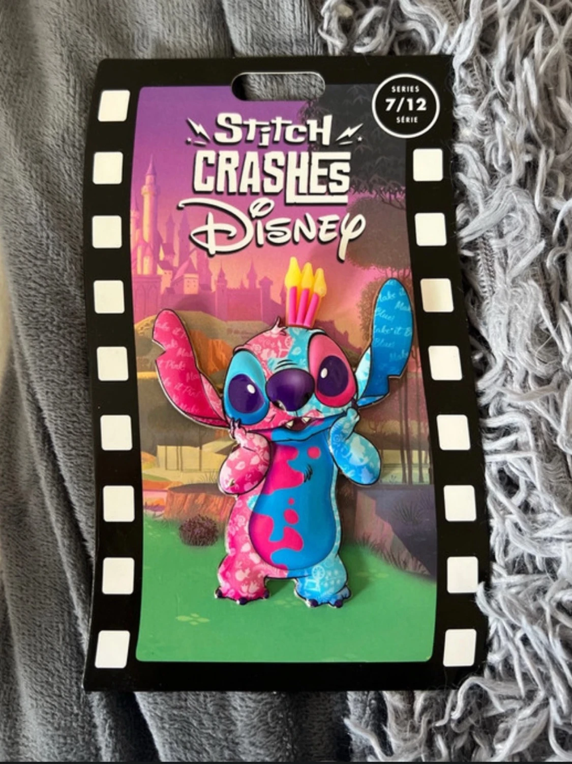 Stitch Crashes Disney Jumbo Pin 7 - Sleeping Beauty