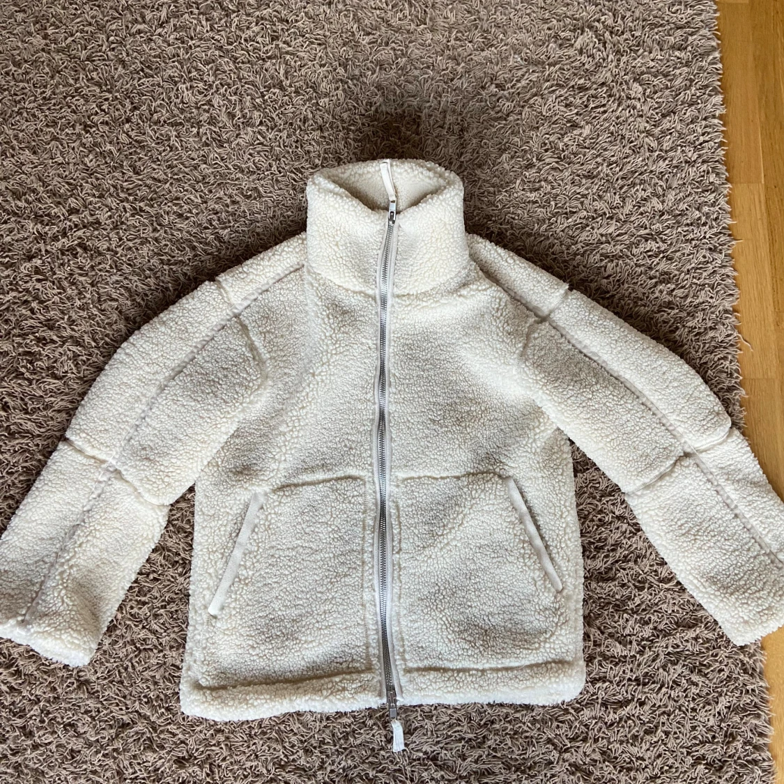 Vit teddyjacka från H&M XS - 1