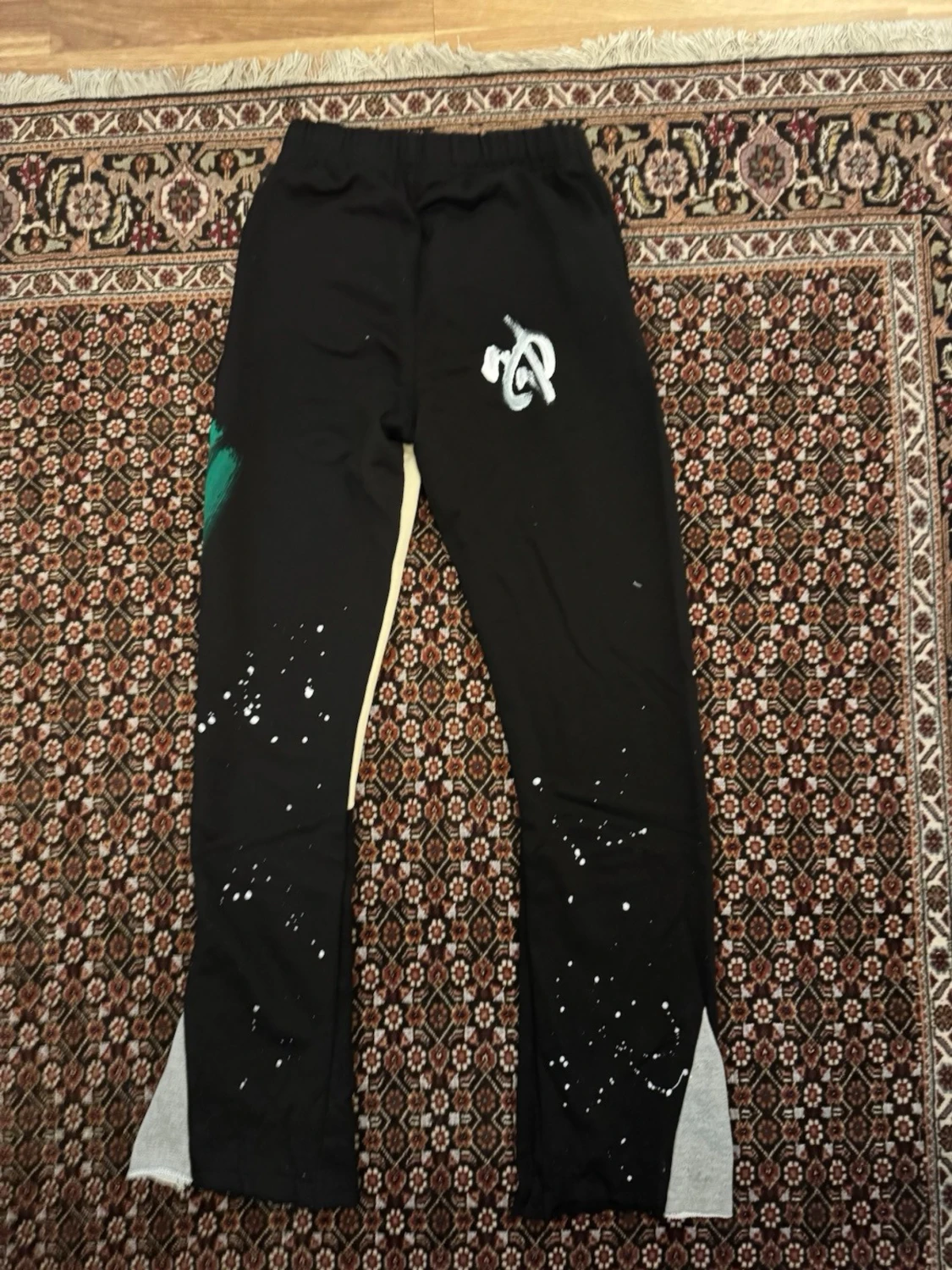 Svarta Gallery Dept. mjukisbyxor - 3