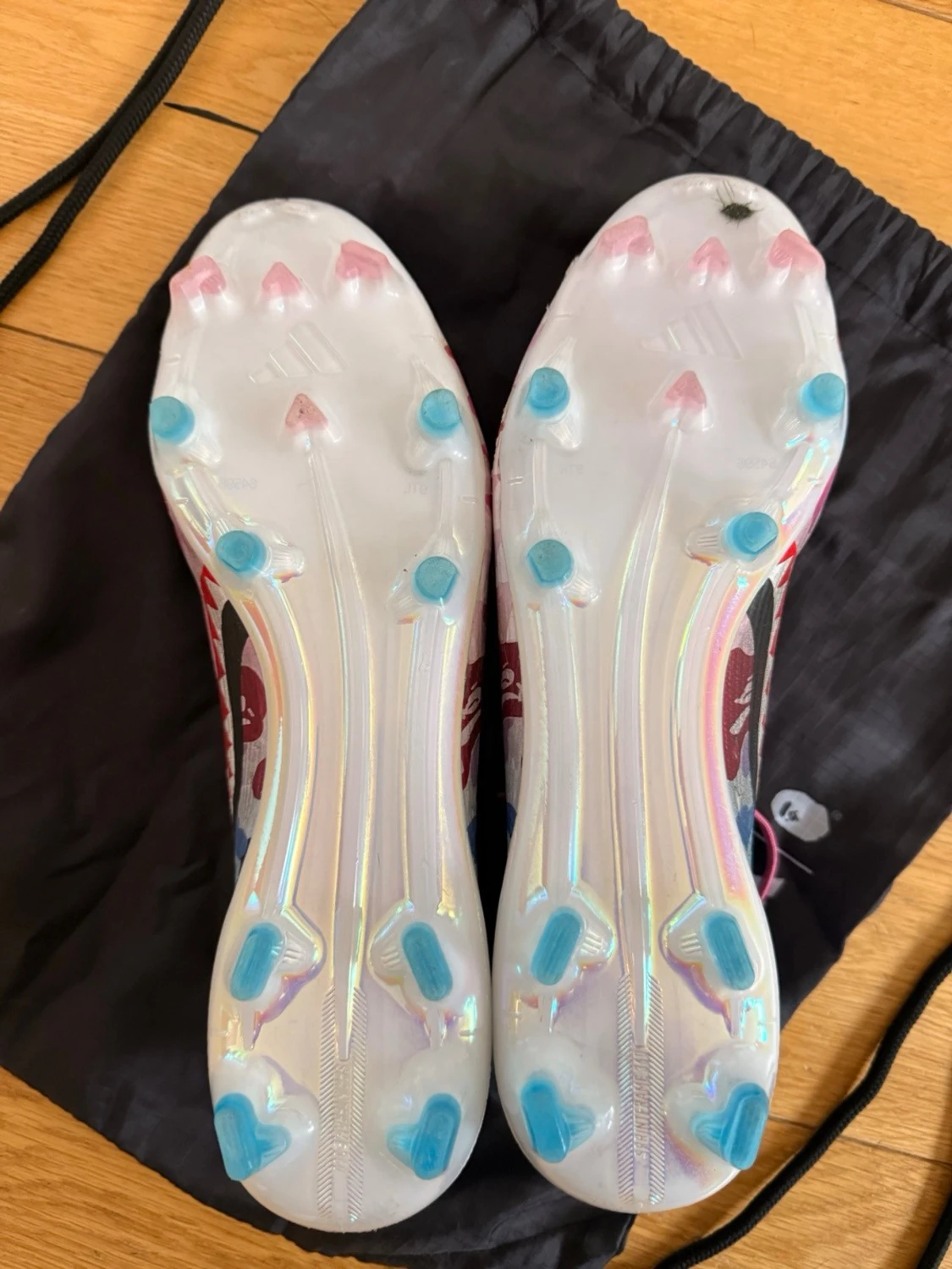 Adidas x Bape rosa camo fotbollsskor limited edition  - 1