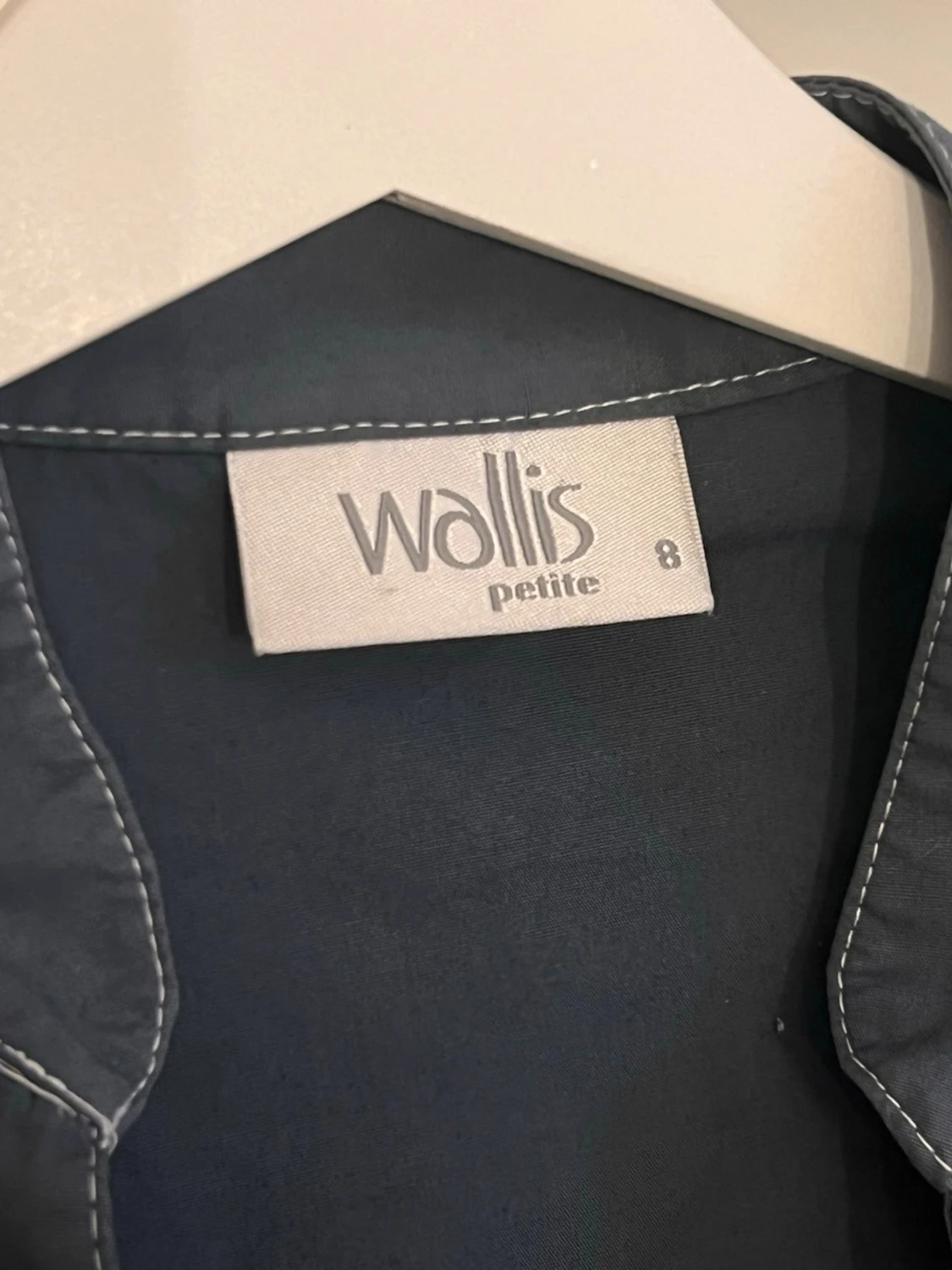 Grå figursydd skjorta  - 4