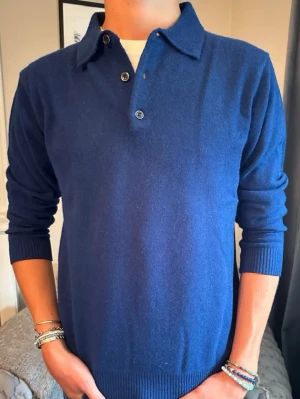 Kashmir tröja - Schysst Kashmir tröja, vet inte vilket märke den är ifrån!✌️