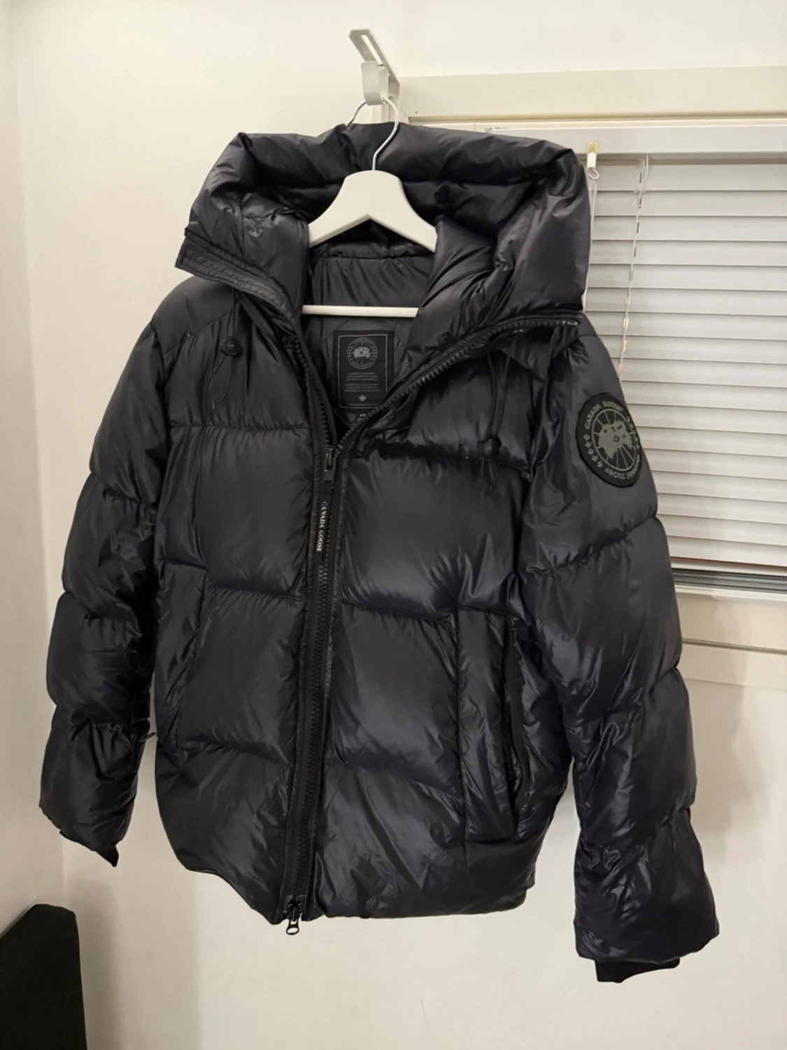 Canada Goose crofton black logo