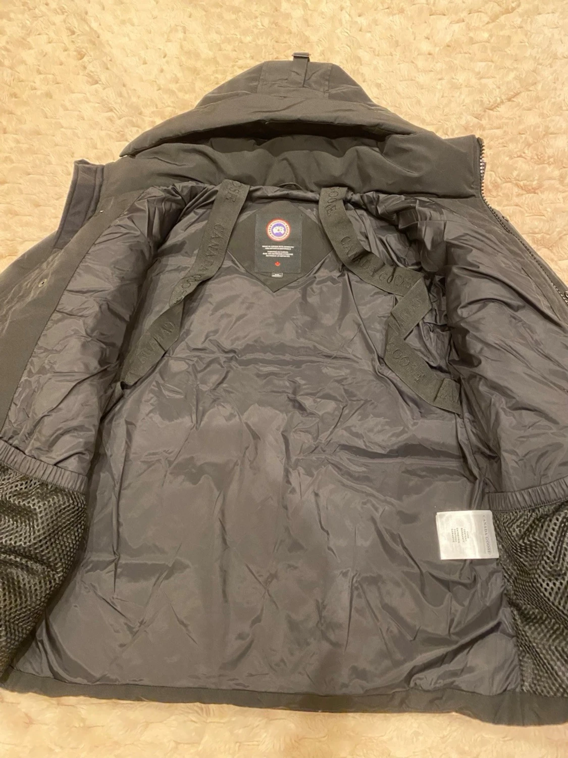 Svart Canada Goose dunjacka M - 1