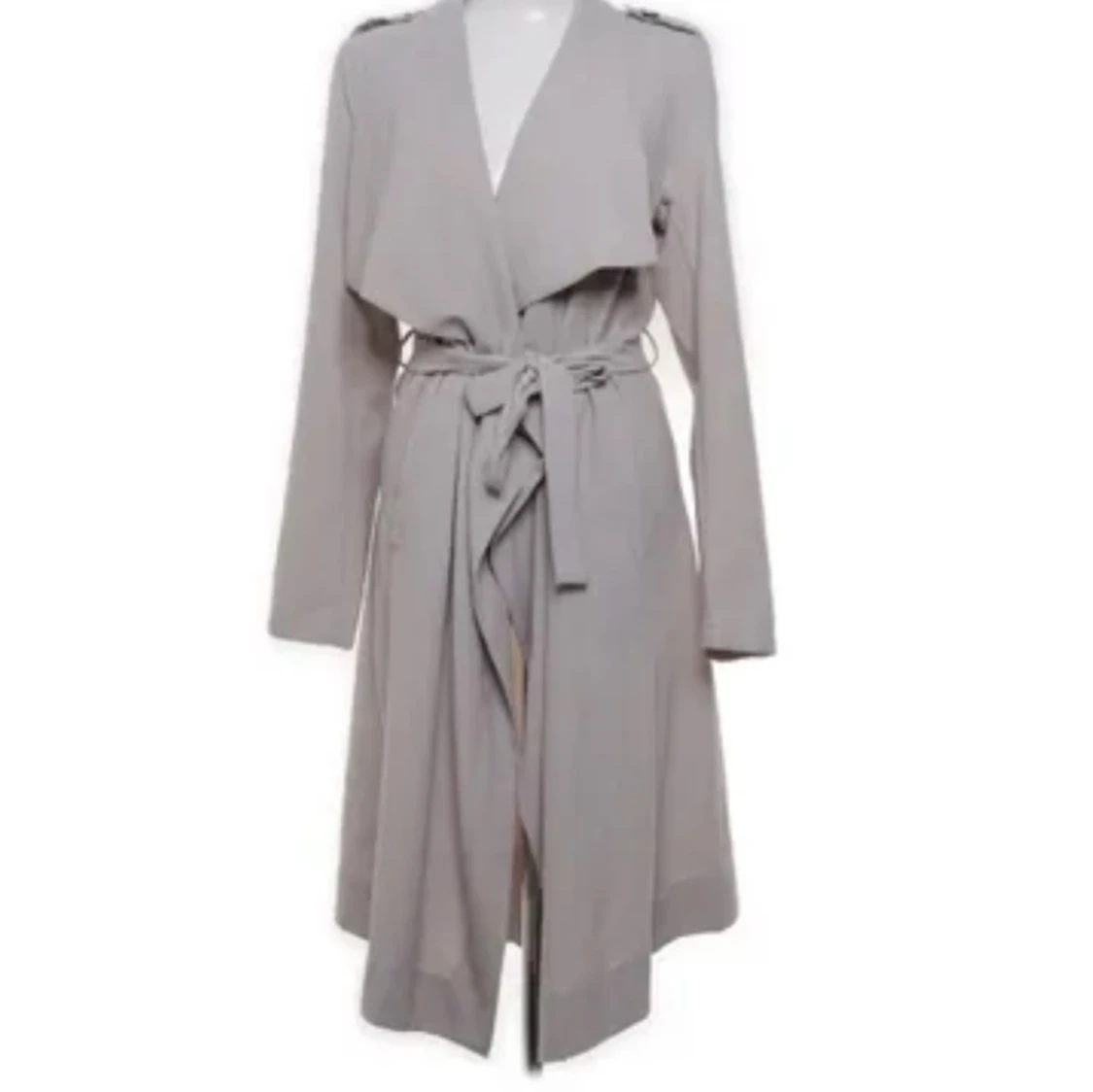 Ljusgrå trenchcoat från object