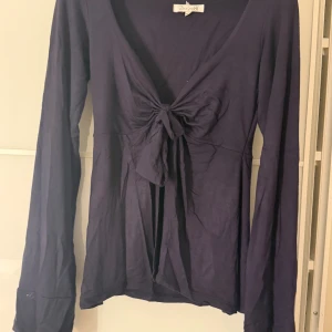 Design by si topp - Storlek xs/s. Använd väldigt få gånger. 